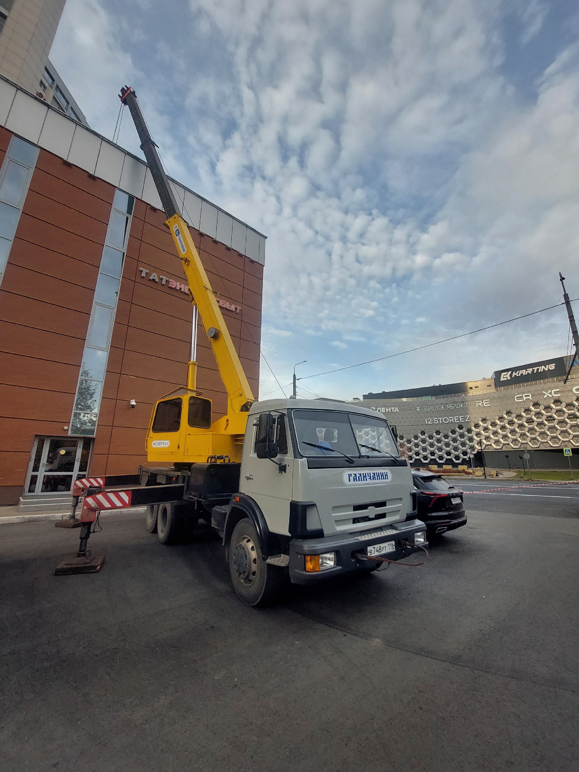 Подъем оборудования на крышу ТЦ, Казань